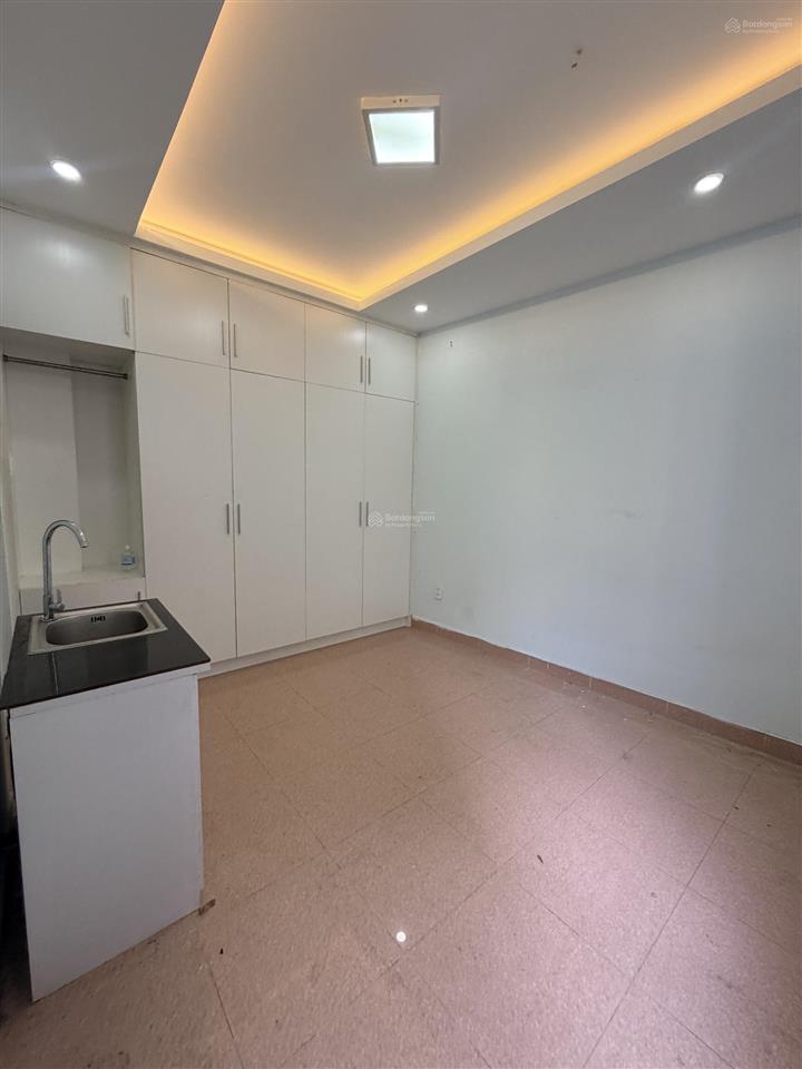 Bán nhà khu phan xích long, phú nhuận 42m2 4 tầng chỉ 9.8 tỷ