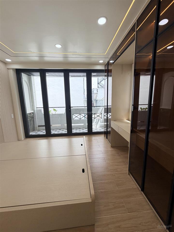 Bán nhà lý chính thắng  nam kỳ khởi nghĩa, q3  3,4m/5,6m x 7m  giá 6,99 tỷ