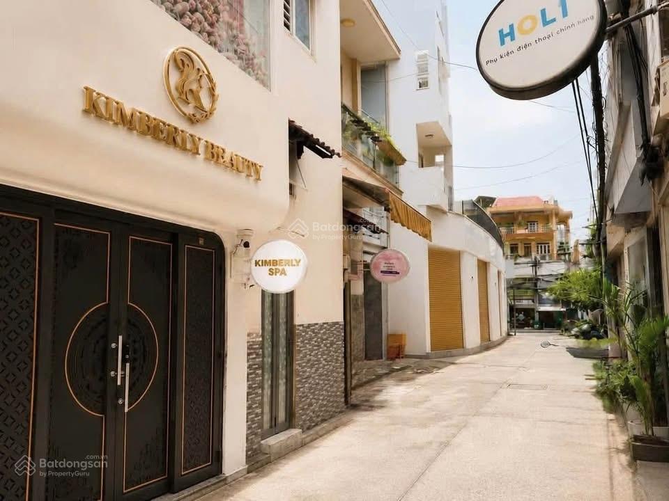 Cần bán nhà cmt8, quận 10 hxh tránh nhau 2 tầng chỉ 5.2 tỷ dtsd 50m2