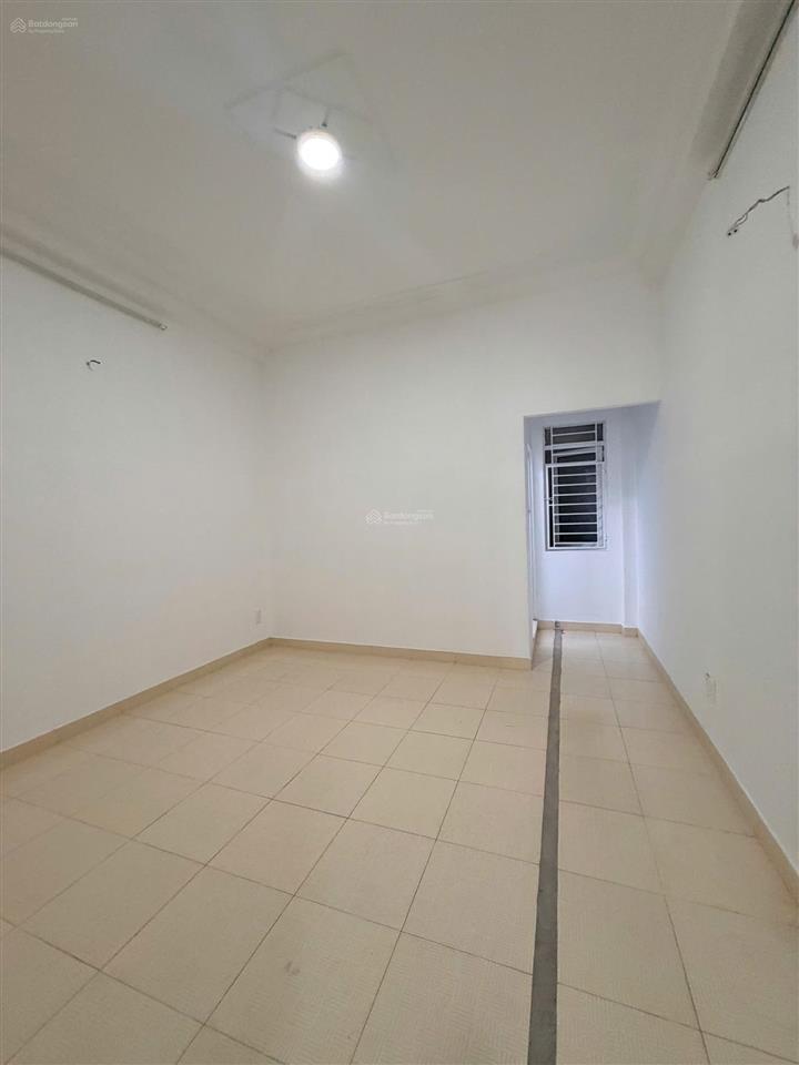Cho thuê nhà mặt tiền lê niệm tân phú 3,8x18m | 1 trệt 3 lầu sân thượng | 5pn 6wc  25tr/th