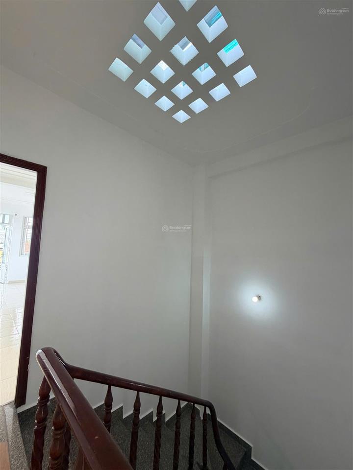 Cho thuê nhà mặt tiền lê niệm tân phú 3,8x18m | 1 trệt 3 lầu sân thượng | 5pn 6wc  25tr/th