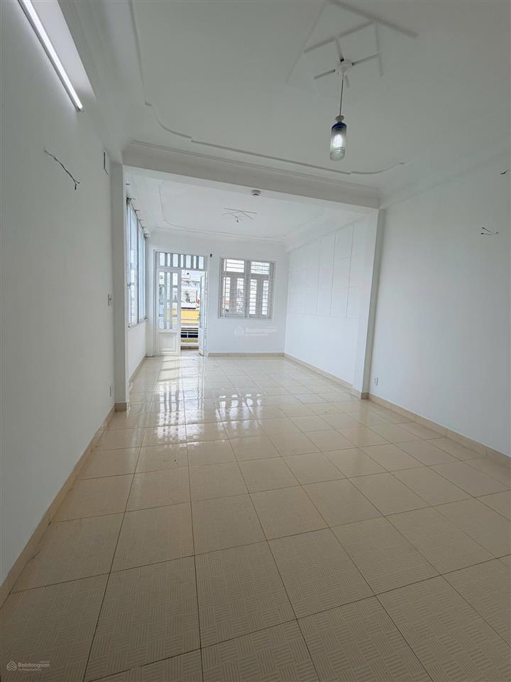 Cho thuê nhà mặt tiền lê niệm tân phú 3,8x18m | 1 trệt 3 lầu sân thượng | 5pn 6wc  25tr/th