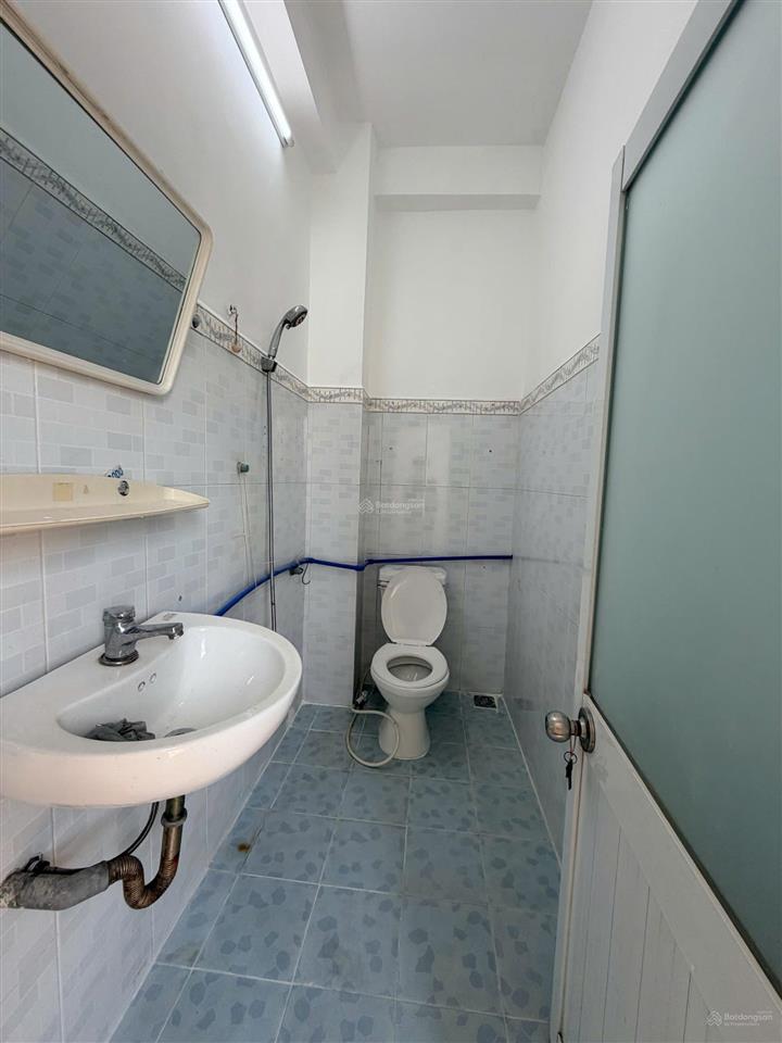 Cho thuê nhà mặt tiền lê niệm tân phú 3,8x18m | 1 trệt 3 lầu sân thượng | 5pn 6wc  25tr/th