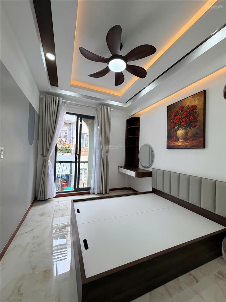 Chính chủ bán nhà cmt8 quận 10  hxh  5 tầng  nở hậu  full nội thất cơ bản  9.9 tỷ