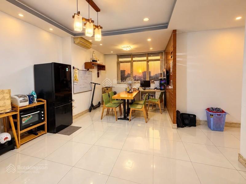Chính chủ bán căn hộ screc tower q3 101m 3pn 5,x tỷ