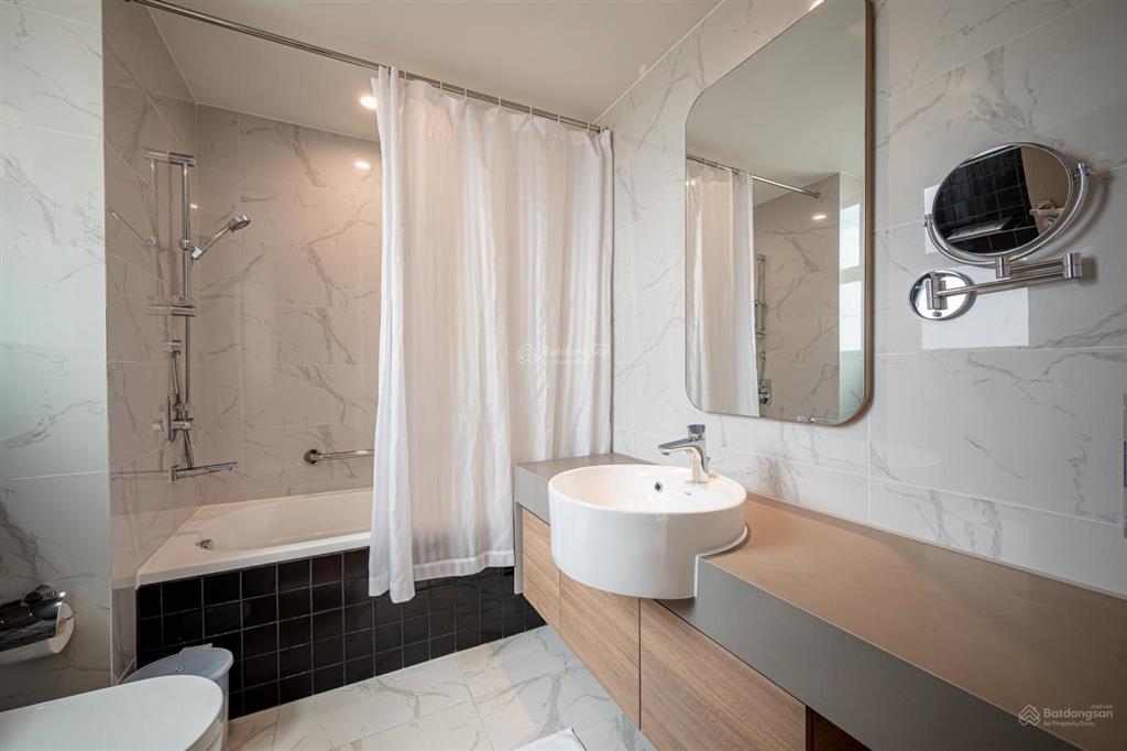 Cho thuê căn hộ zenity quận 1  117m2  3pn 2wc căn góc