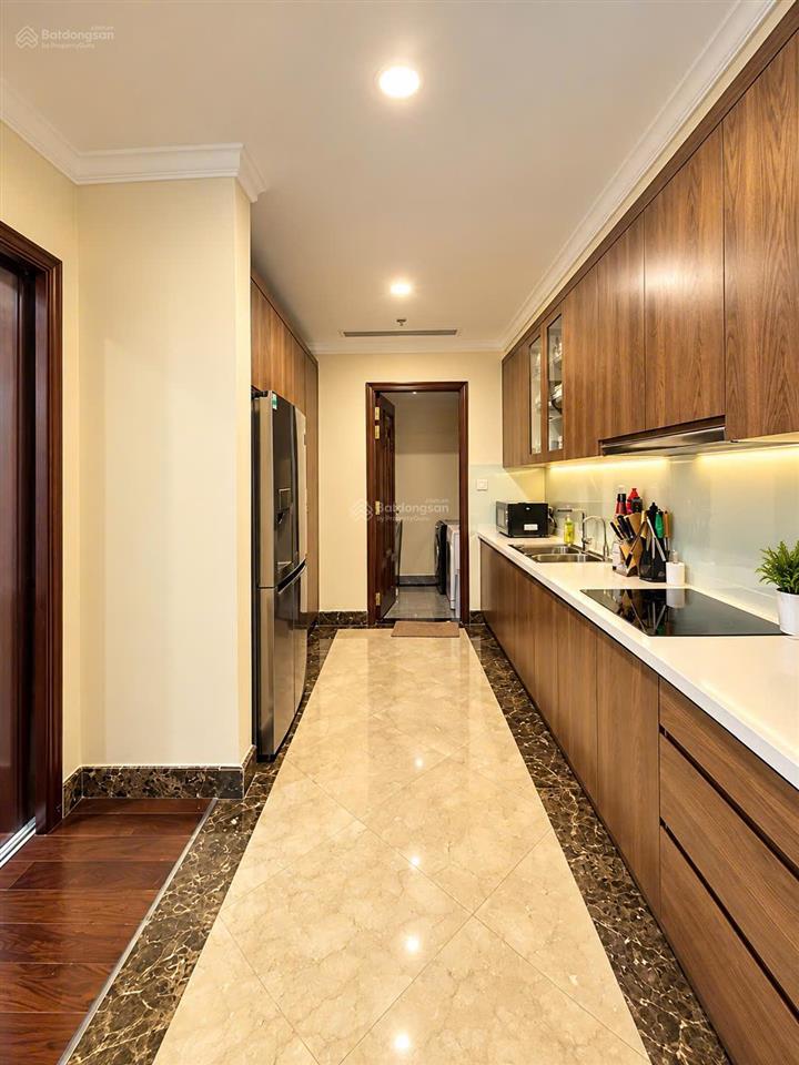 Cho thuê vincom đồng khởi q1 160m2, 3pn view nội khu hồ bơi chill  giá 70tr/tháng