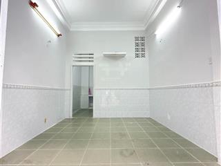Bán nhà nguyễn tri phương quận 10  23m2 đất  nhà 4 tầng chắc chắn  2pn 3wc chỉ 5,2 tỷ