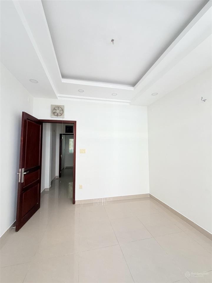 Bán nhà quận 10 sát mặt tiền 3/2 hẻm ô tô 7pn  5wc