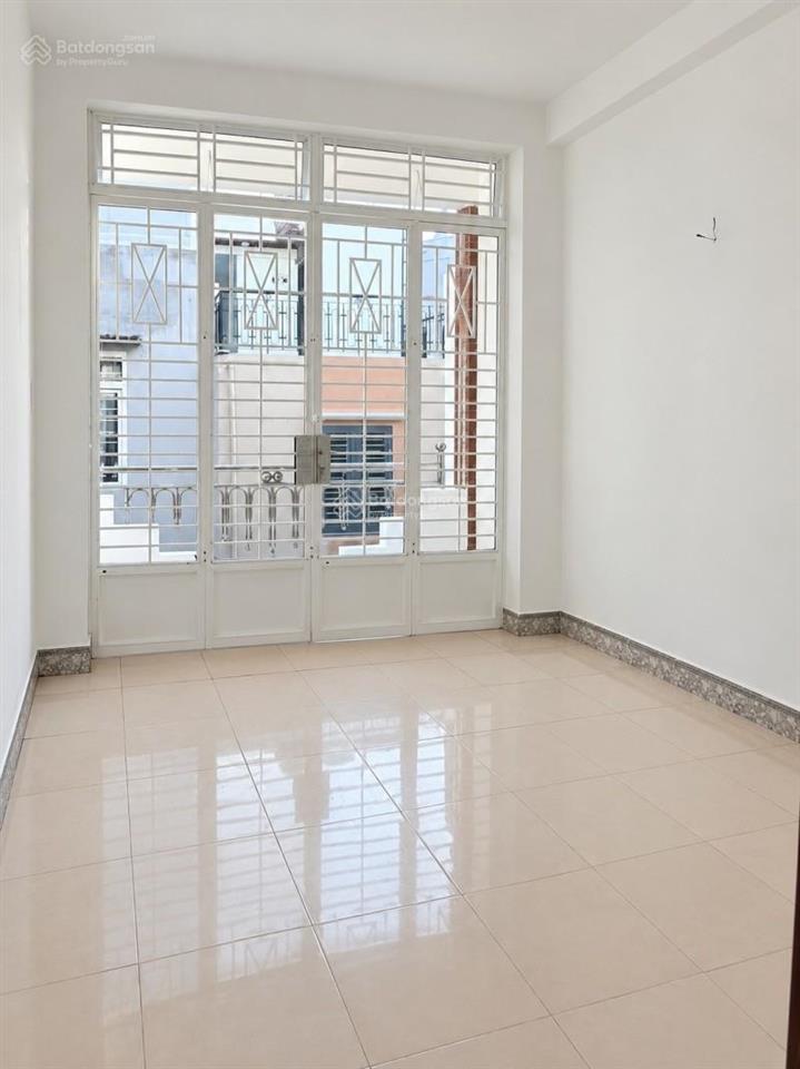 Bán nhà phan đình phùng phú nhuận 5 tầng 6,95 tỷ  5pn