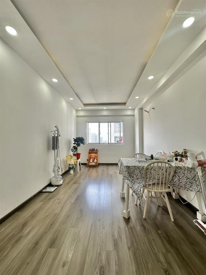 Bán gấp chung cư sen xanh lotus garden 36 trịnh đình thảo q. tân phú căn góc 60m2