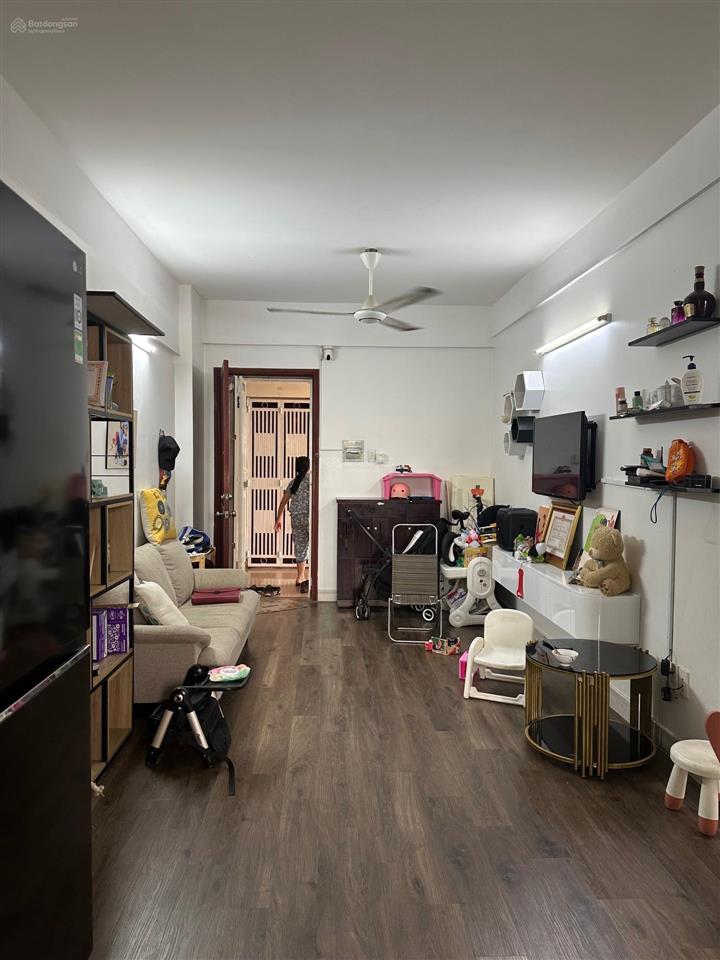 Bán căn hộ c/cư bông sao p5q8 tầng 4  59m2 2pn