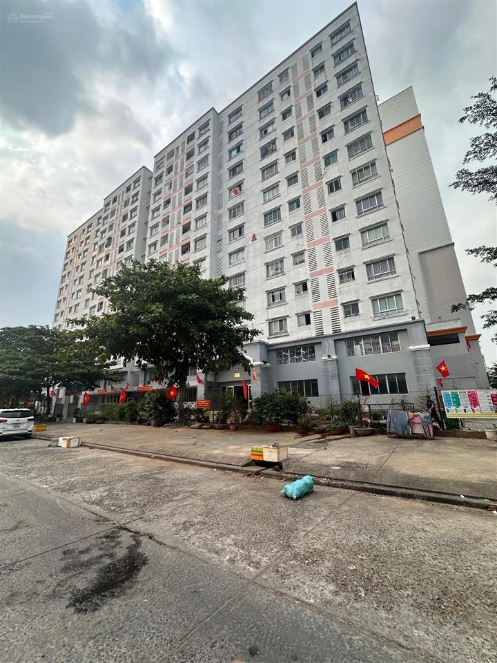 Bán căn hộ c/cư bông sao p5q8 tầng 4  59m2 2pn