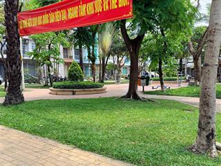 Nhà mặt tiền khu vip bông sao p5q8 ngay công viên 4 tầng 4m12m