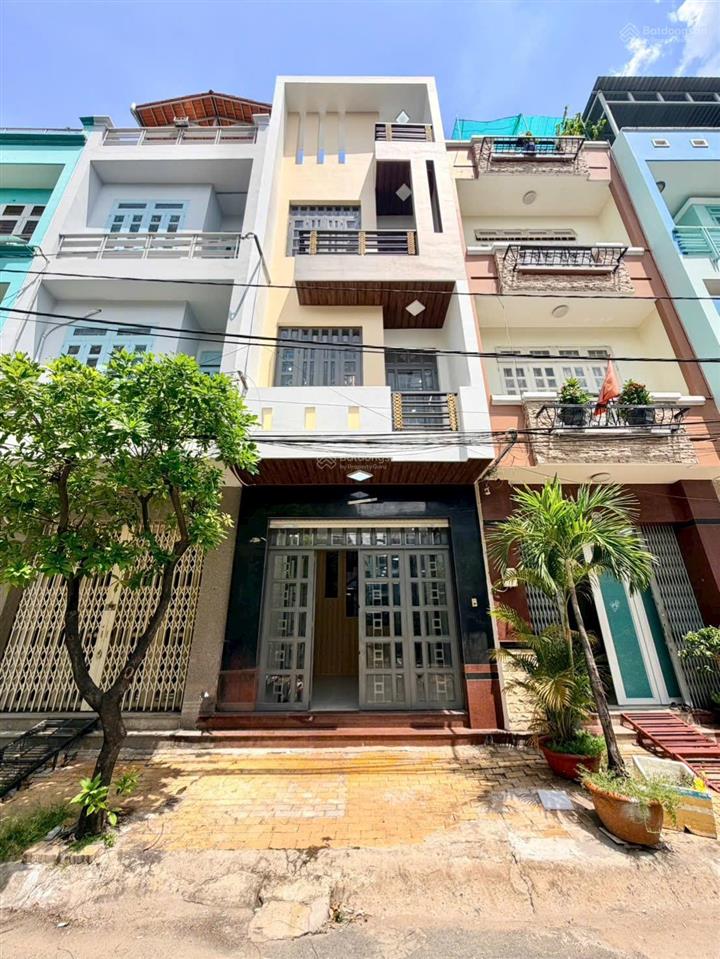 Nhà đẹp 4 tầng mặt tiền kdc bông sao p5.q8  4m12m hơn9ty