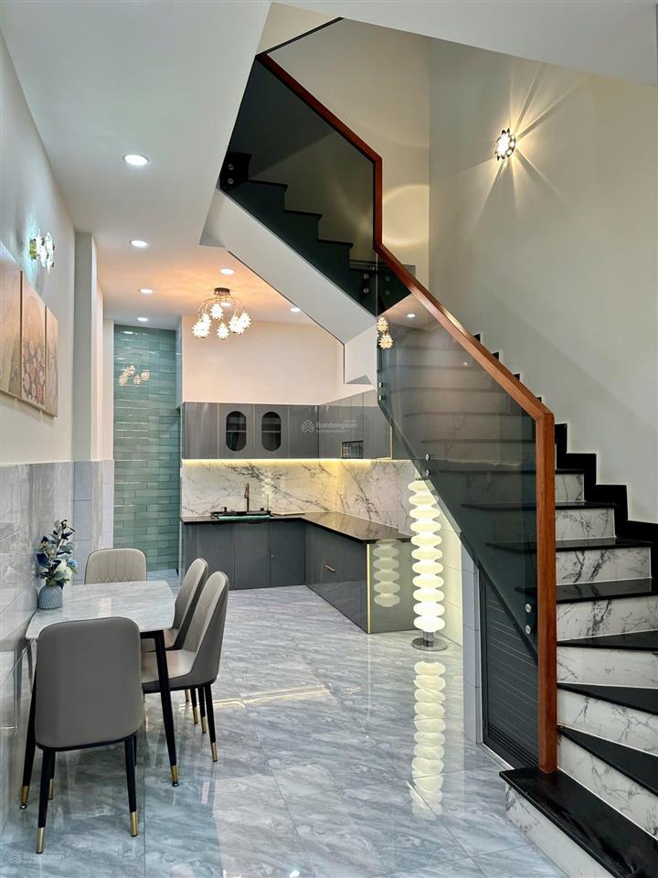 Quận 8 nhà mặt tiền kinh doanh dã tượng xây mới 5 tầng 56,7m2 nhỉnh 10t