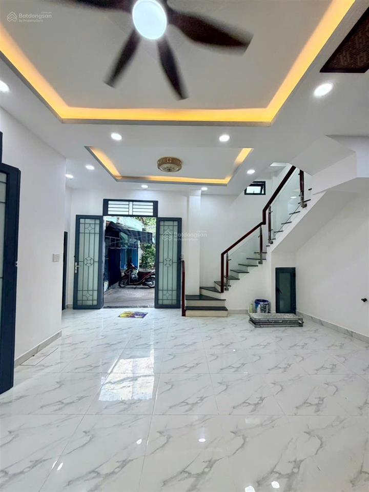 Bán nhà đẹp quận 8 cầu chữ y  2 tầng 42m² chỉ vài bước chân ra hưng phú nhỉnh 4 tỷ
