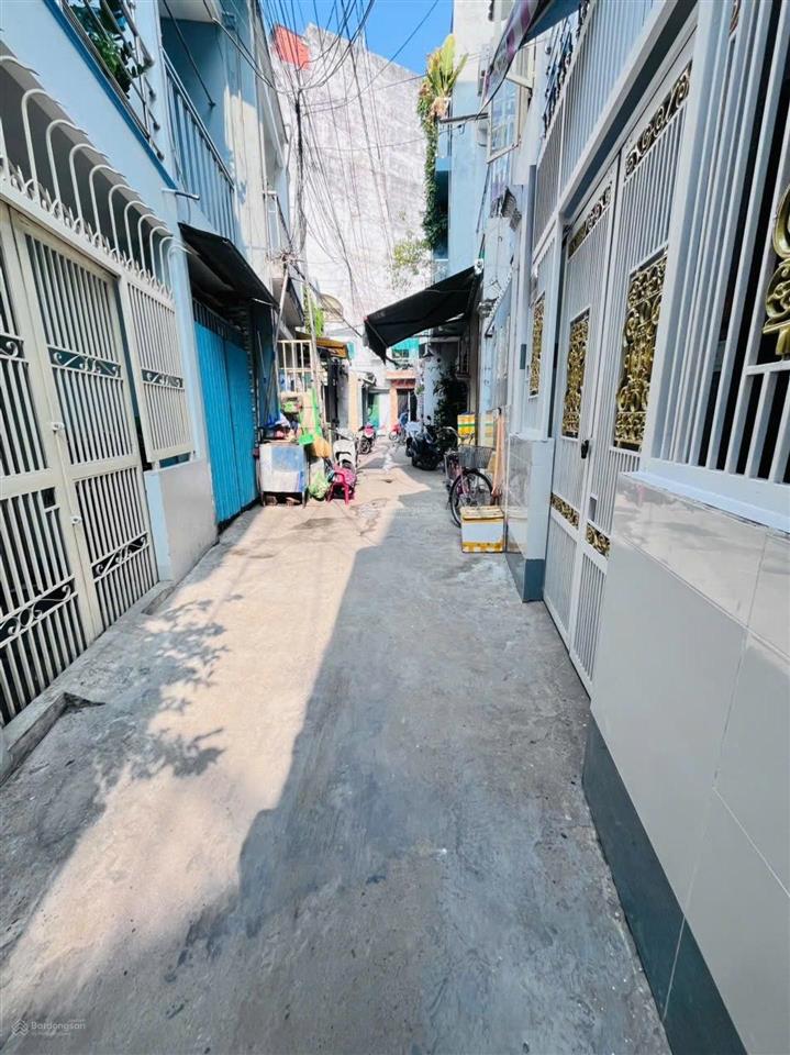 Bán nhà hẻm 181 âu dương lân p2, q8  2 tầng 54m² nhỉnh 5ty