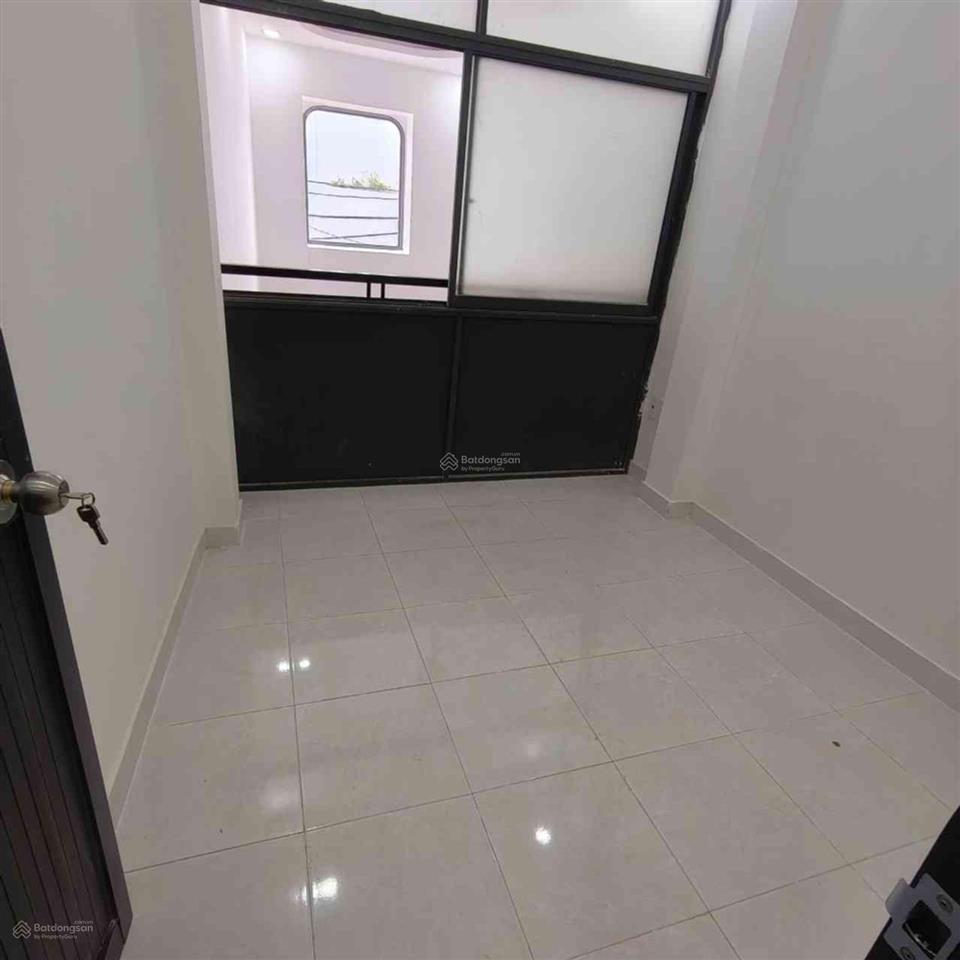 Quận 8 bán nhà mặt tiền đường số hồ thành biên p4,  2 tầng 33m² nhỉnh 4 tỷ
