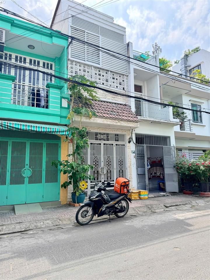 Bán nhà quận 8  3 tầng 43m² mặt tiền nội bộ hưng phú, p. chánh hưng nhỉnh 7 tỷ