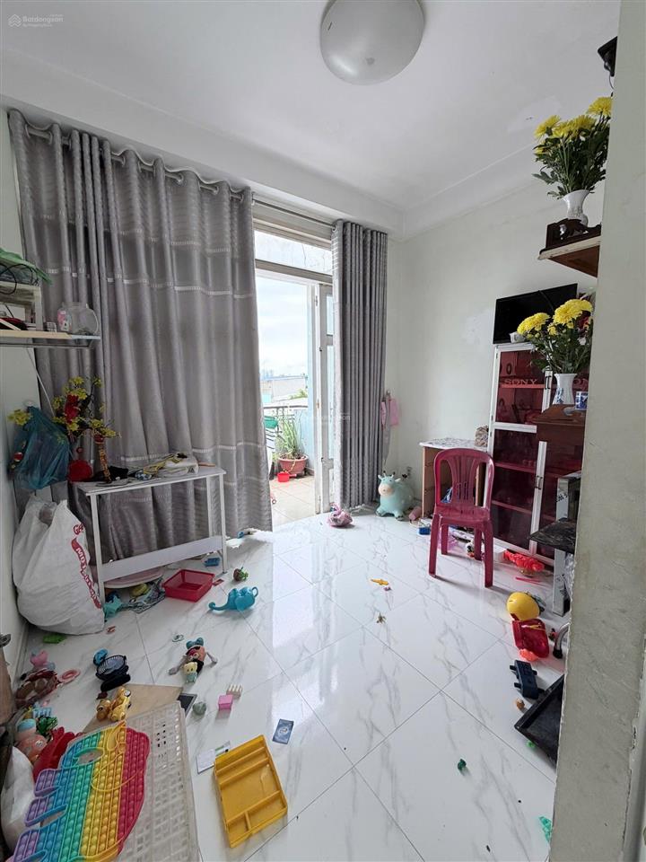 Nhà 3 tầng btct 3,7x15m nở hậu phạm thế hiển p.4, q.8 nhỉnh 6ty