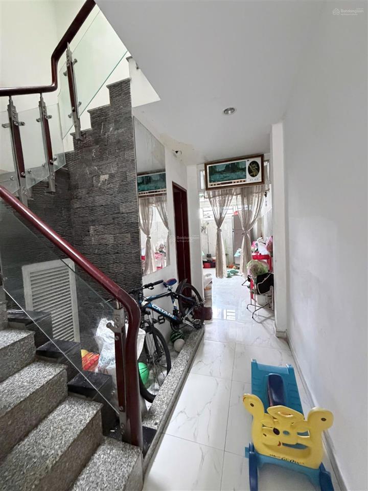 Nhà 3 tầng btct 3,7x15m nở hậu phạm thế hiển p.4, q.8 nhỉnh 6ty