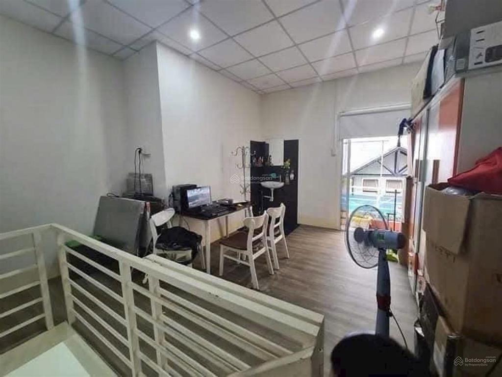 Bán nhà 2 tầng, phạm thế hiển, p1, q8, hẻm 4m, chỉ 1 căn ra mặt tiền