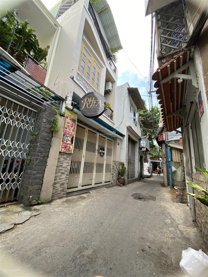 Bán nhà 3 tầng khu cao lỗ, ngay pacmallquận 8  4,7x13m, nhỉnh 6ty