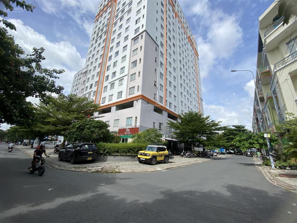Bán căn hộ chung cư bông sao p5, q8  49m2 chỉ 2,58 tỷ thương lượng