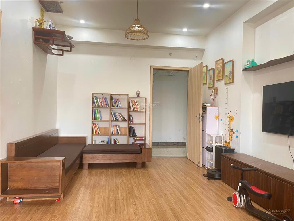 Chính chủ bán căn chung cư view hồ như homestay