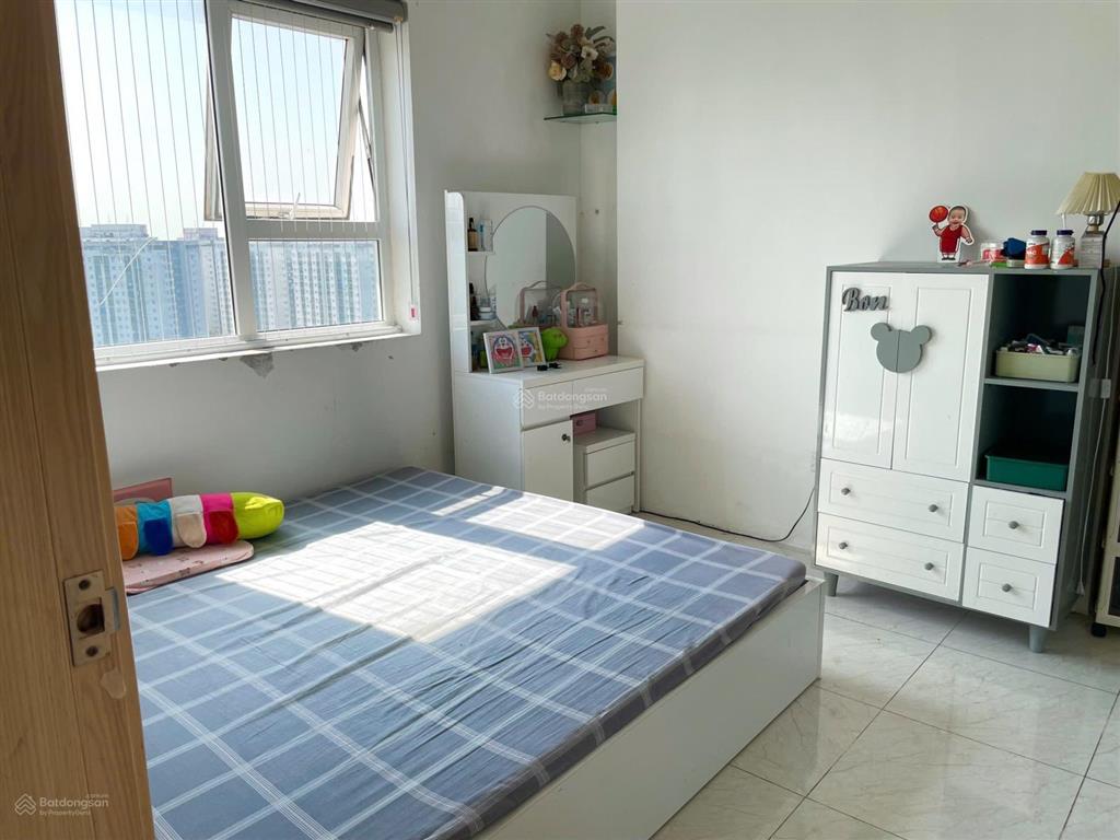 Chính chủ bán căn chung cư view hồ như homestay