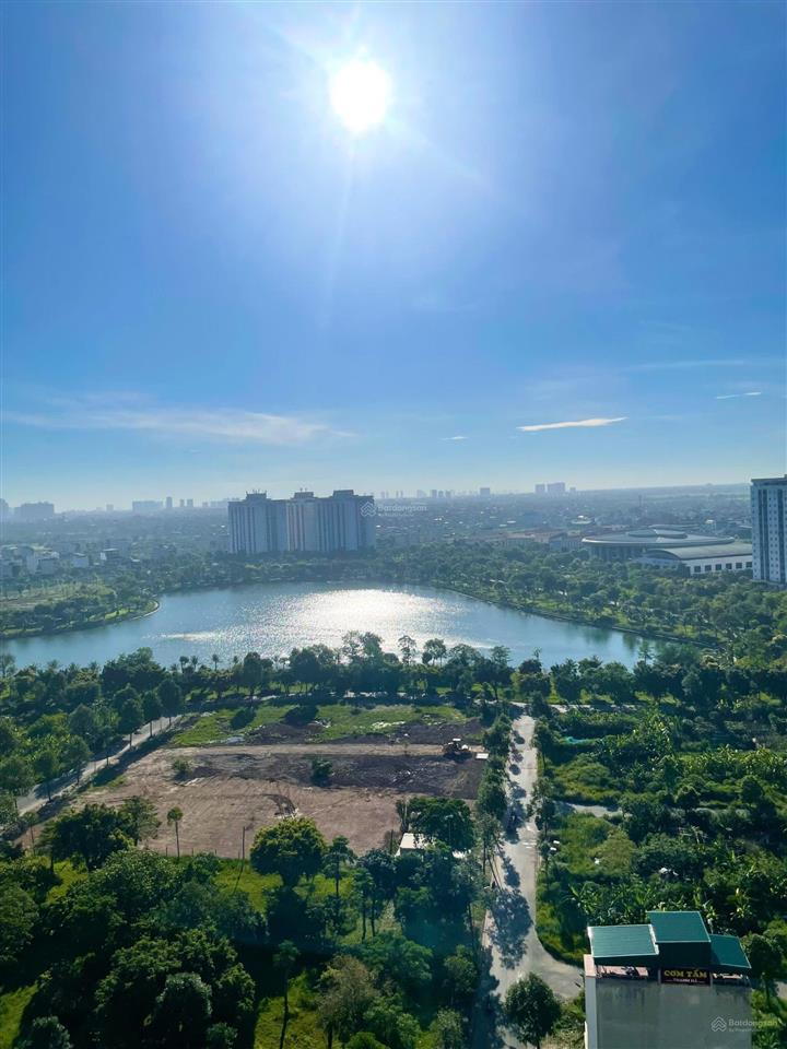 Chính chủ bán căn chung cư view hồ như homestay