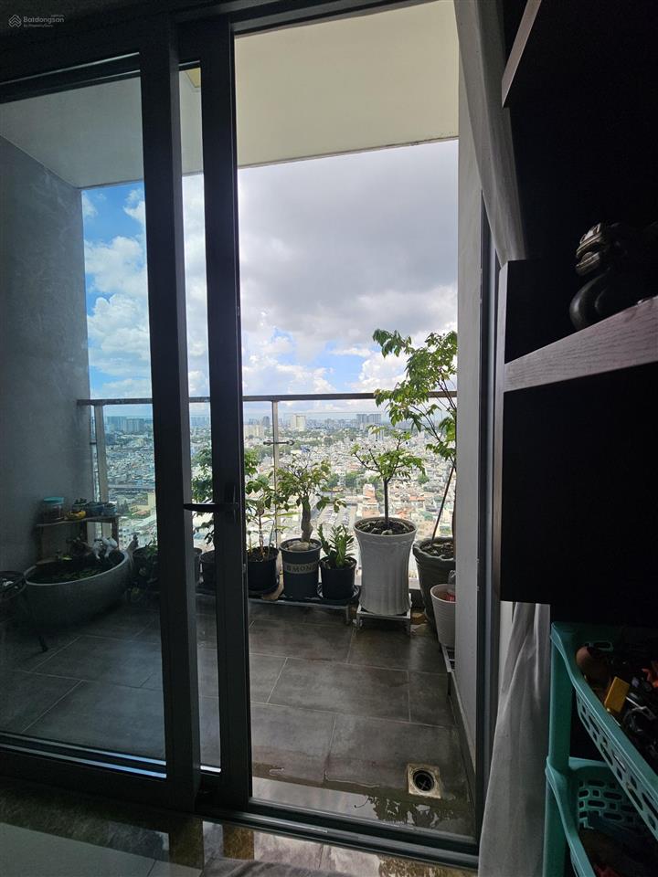 Hot hiếm ! chính chủ cần bán căn hộ rivera park sg  63m², 2pn, giá chỉ 5.25 tỷ t/l  view đn, q1