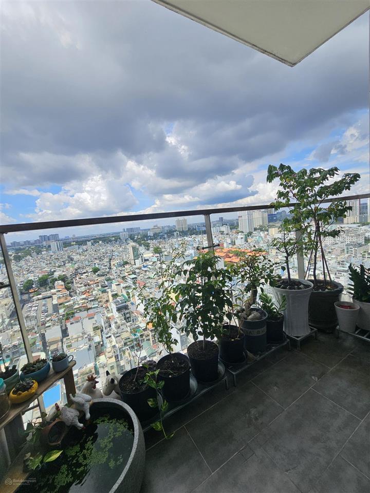 Hot hiếm ! chính chủ cần bán căn hộ rivera park sg  63m², 2pn, giá chỉ 5.25 tỷ t/l  view đn, q1
