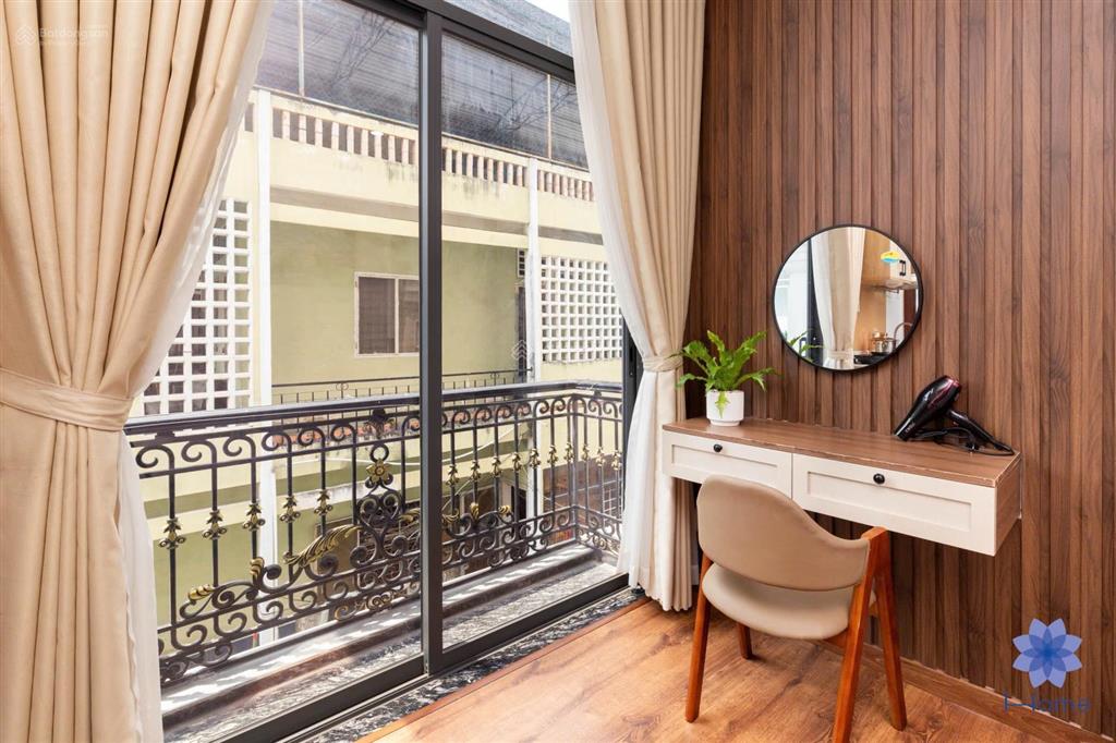 Căn hộ cao cấp, 30m2 ban công| nt cao cấp, yên thế, sân bay tân sơn nhất