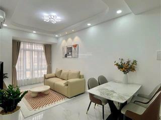 Chủ ngộp cần bán ch richmond giá 2 tỷ 300 sổ sẵn, 2pn 2wc, dt 70m2, hướng thoáng nhìn q1, full nt