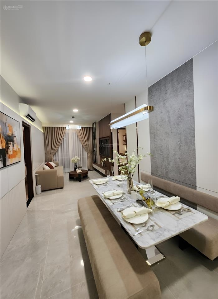 Bán căn hộ 2pn cc opal garden dt 72m2 view giga mall giá 2.4 tỷ, full nội thất bao thuế phí, sổ sẵn