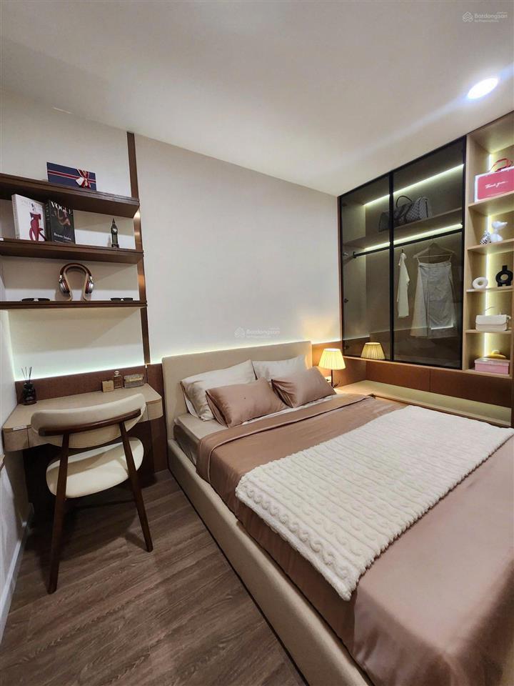 Bán căn hộ 2pn cc opal garden dt 72m2 view giga mall giá 2.4 tỷ, full nội thất bao thuế phí, sổ sẵn