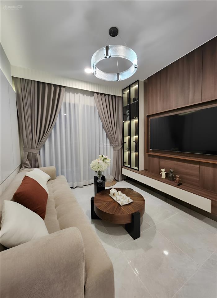 Bán căn hộ 2pn cc opal garden dt 72m2 view giga mall giá 2.4 tỷ, full nội thất bao thuế phí, sổ sẵn