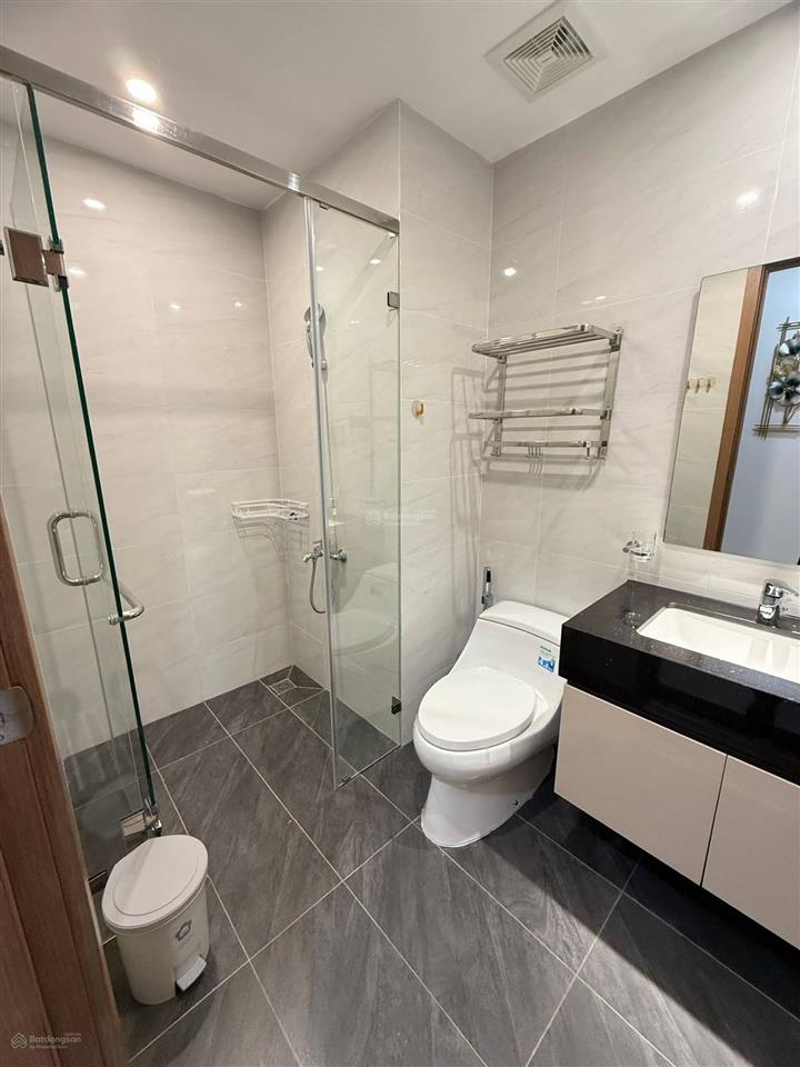 Bán căn hộ 2pn b2 trường sa dt 70m2 view giga mall giá 2.4 tỷ, full nội thất bao thuế phí, sổ sẵn