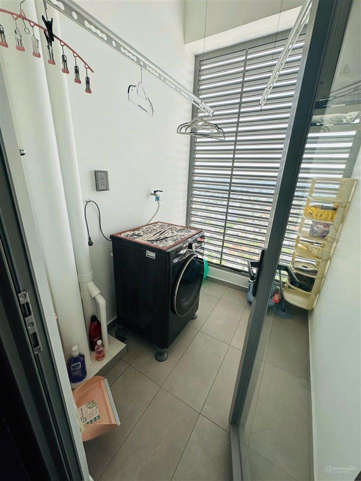 Bán căn hộ 2pn b2 trường sa dt 70m2 view giga mall giá 2.4 tỷ, full nội thất bao thuế phí, sổ sẵn