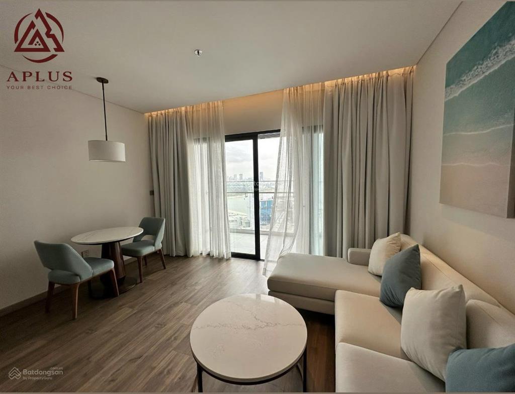 Rẻ nhất tt stu hướng đn view biển ban công rộng, giá 3,5tỷ, tự vận hành.  0886 789 ***
