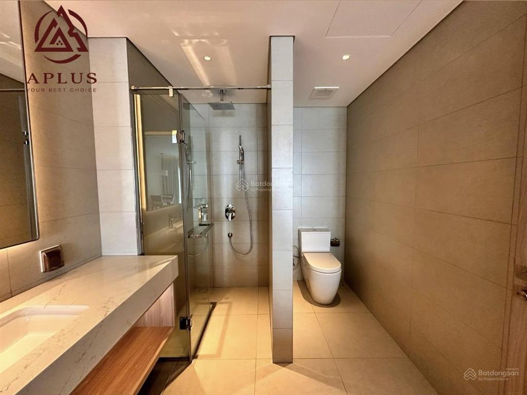 Rẻ nhất tt stu hướng đn view biển ban công rộng, giá 3,5tỷ, tự vận hành.  0886 789 ***