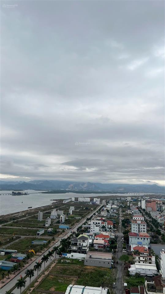 Bán stu the ruby toà b giá 1,2xxtỷ, view biển đẹp nhất toà, tầng cao.  0886 789 ***