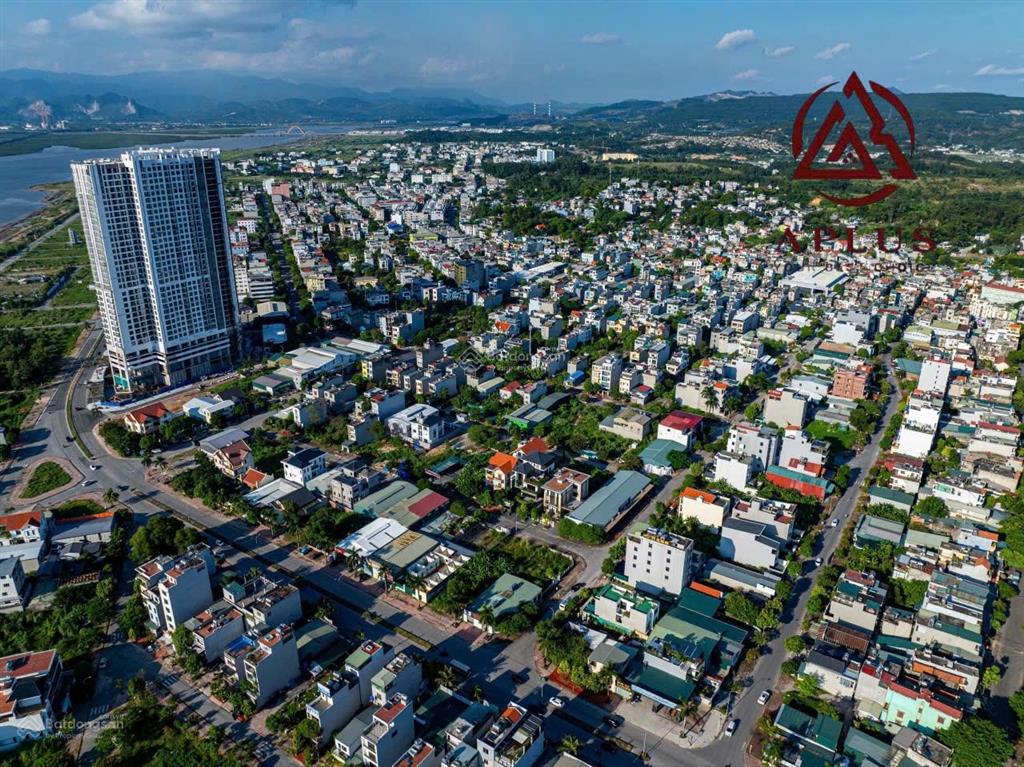 Bán nhanh căn 2n+1 ruby hạ long toà b 2,1tỷ (full giá). tầng cao, view phố.  0886 789 ***