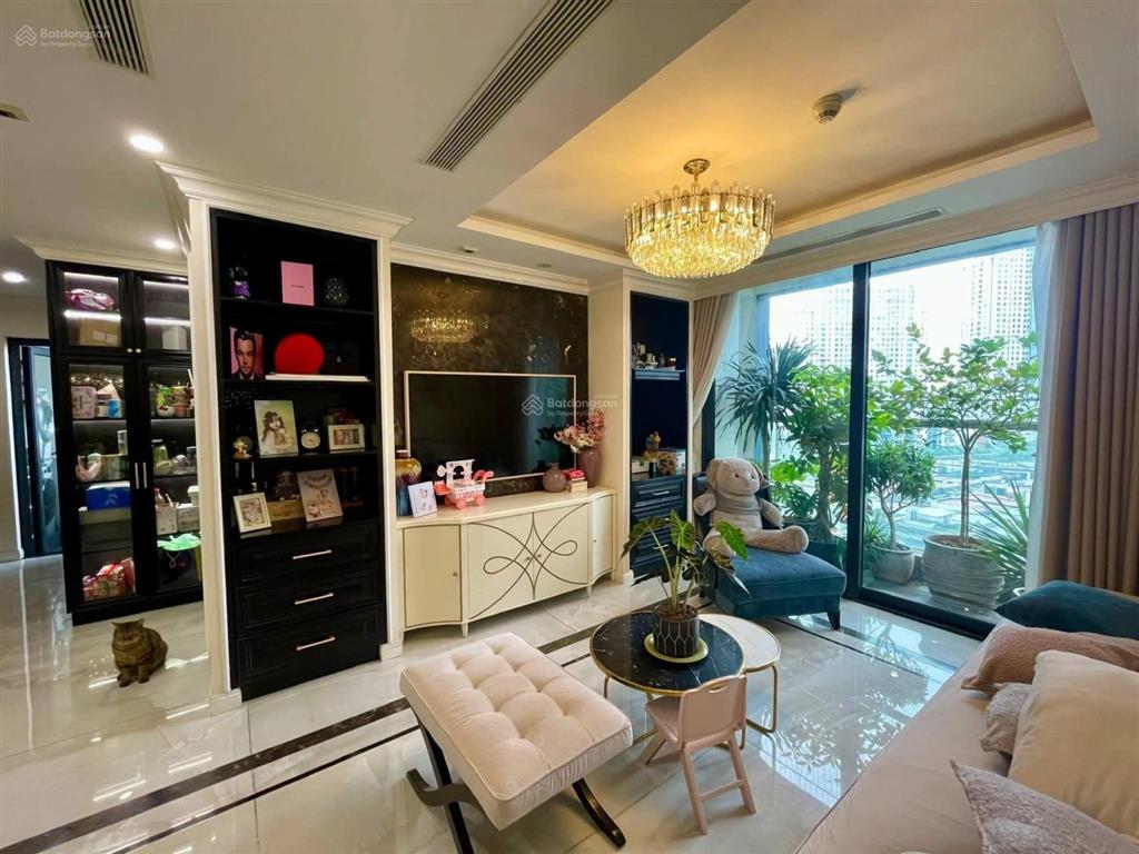 Bán căn hộ sunshine city, 10 tỷ, 98m2, 3pn, 2wc, nội thất đầy đủ, giá cực chất!