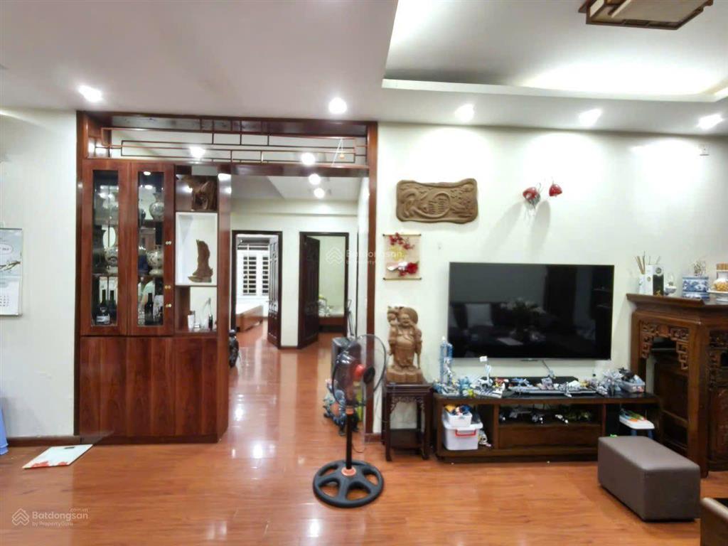 Bán nhanh tòa resco oct3b, 7 tỷ vnd, 104m2, 3pn 2wc, nội thất đẹp, view đẹp