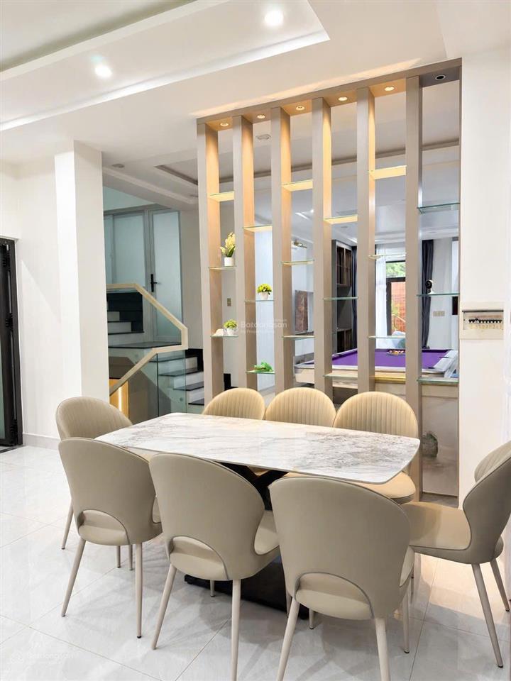 Villa an phú quận 2 ngắn dài hạn( cần villa cứ tìm linh)