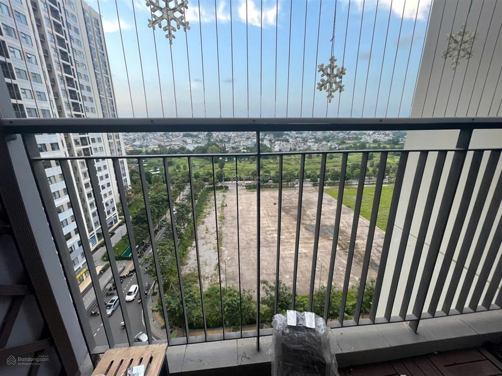 Căn góc 3pn vinhomes grand park 81.5m2 view thoáng vĩnh viễn, full nội thất