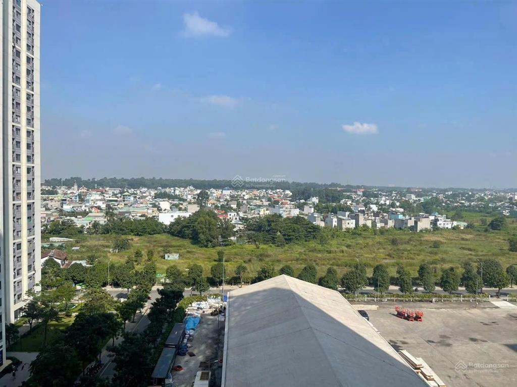 Căn góc 3pn vinhomes grand park 81.5m2 view thoáng vĩnh viễn, full nội thất